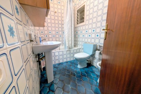 Купить квартиру в Сантс-Монтжуик, Барселона, Испания с 3 спальни, 71м², № 2197 - фото 18