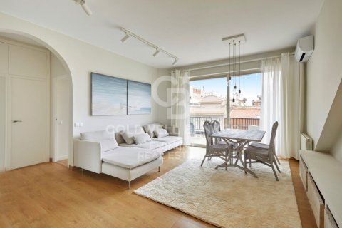 2 bedrooms apartment for sale in Barcelona, Catalonia, Spain № 5624 - photo 2