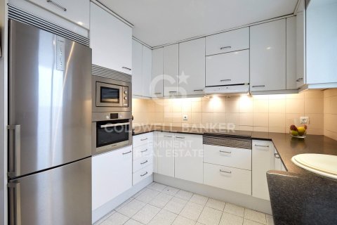 2 bedrooms apartment for sale in Barcelona, Catalonia, Spain № 5625 - photo 12