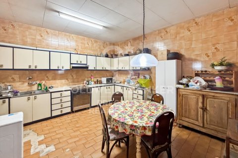 5 bedrooms apartment for sale in Barcelona, Catalonia, Spain № 5627 - photo 19