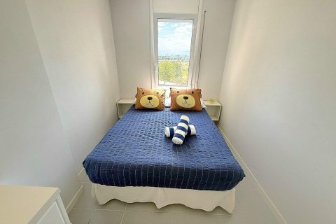 3 bedrooms apartment for sale in Calafell, Tarragona, Catalonia, Spain № 7642 - photo 20