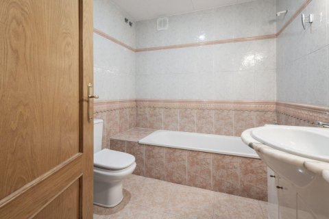 3 bedrooms apartment for sale in Sant Vicenc Dels Horts, Barcelona, Catalonia, Spain № 7645 - photo 20