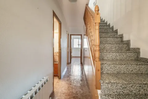 3 bedrooms apartment for sale in Sant Vicenc Dels Horts, Barcelona, Catalonia, Spain № 7645 - photo 13