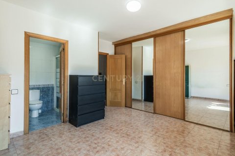 3 bedrooms apartment for sale in Sant Vicenc Dels Horts, Barcelona, Catalonia, Spain № 7645 - photo 16