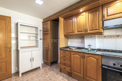 3 bedrooms apartment for sale in Sant Vicenc Dels Horts, Barcelona, Catalonia, Spain № 7645 - photo 11