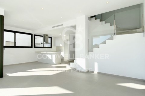 4 bedrooms house for sale in Empuriabrava, Girona, Catalonia, Spain № 5969 - photo 5