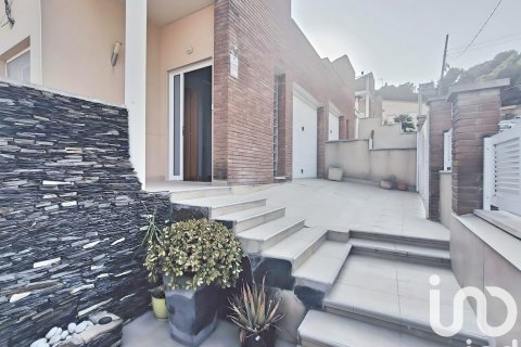 4 bedrooms townhouse for sale in Calafell, Tarragona, Catalonia, Spain № 4847 - photo 3