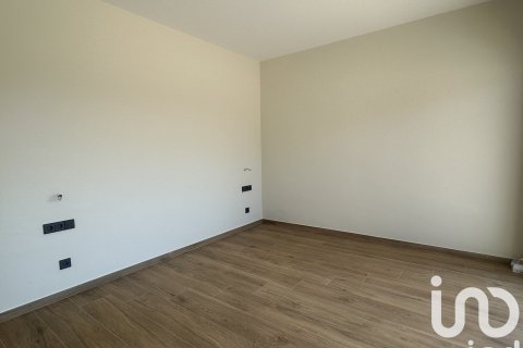 4 bedrooms house for sale in Sant Esteve Sesrovires, Barcelona, Catalonia, Spain № 4846 - photo 14