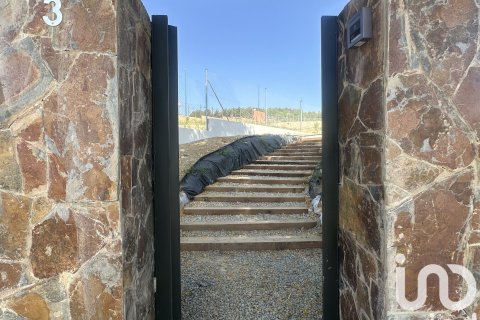 4 bedrooms house for sale in Sant Esteve Sesrovires, Barcelona, Catalonia, Spain № 4846 - photo 2