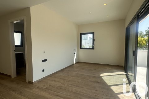 4 bedrooms house for sale in Sant Esteve Sesrovires, Barcelona, Catalonia, Spain № 4846 - photo 22