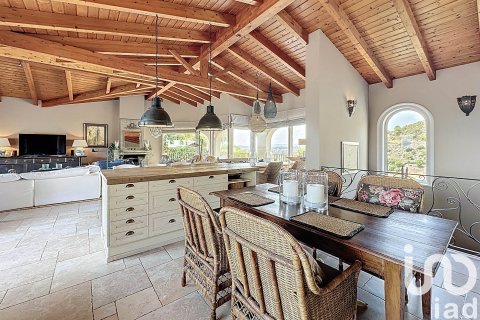 5 bedrooms house for sale in Sitges, Barcelona, Catalonia, Spain № 4844 - photo 9