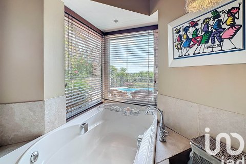 5 bedrooms house for sale in Sitges, Barcelona, Catalonia, Spain № 4844 - photo 17