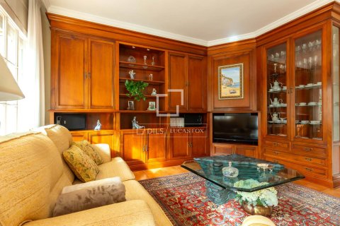 6 chambres villa à vendre à Sant Just Desvern, Barcelona, Catalonia, Spain № 3942 - photo 12