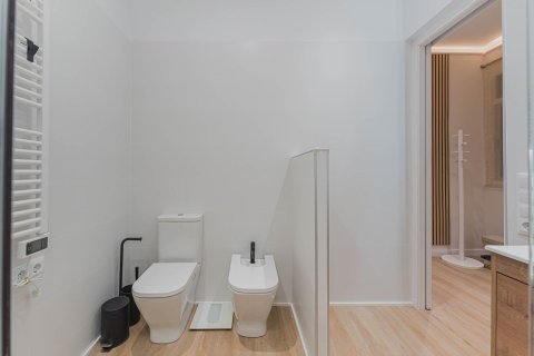 3 bedrooms apartment for sale in Barcelona, Catalonia, Spain № 6185 - photo 16