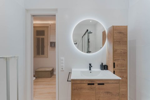 3 bedrooms apartment for sale in Barcelona, Catalonia, Spain № 6185 - photo 18