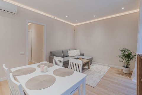 3 bedrooms apartment for sale in Barcelona, Catalonia, Spain № 6185 - photo 6