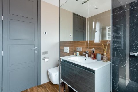 2 bedrooms apartment for sale in Barcelona, Catalonia, Spain № 6188 - photo 21