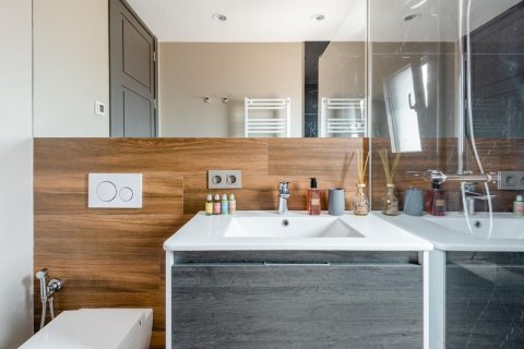 2 bedrooms apartment for sale in Barcelona, Catalonia, Spain № 6188 - photo 9