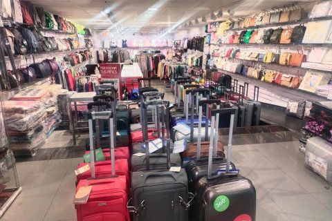 Купить коммерческую недвижимость в Барселона, Испания 226м², № 6183 - фото 2