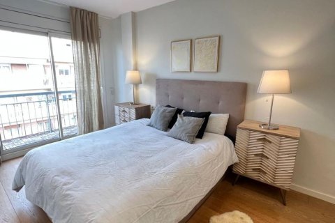 Купить квартиру в Барселона, Испания с 4 комнаты, 104м², № 6187 - фото 9