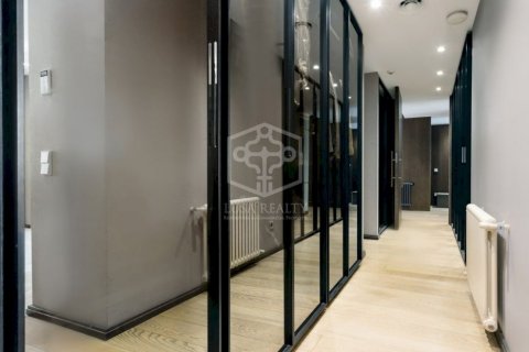 4 chambres apartment à vendre à Barcelona, Catalonia, Spain № 915 - photo 21