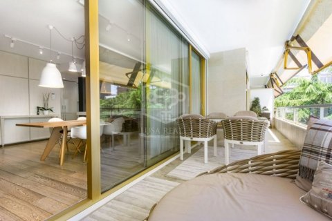 4 chambres apartment à vendre à Barcelona, Catalonia, Spain № 915 - photo 5