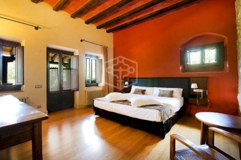 12 chambres commercial property à vendre à Barcelona, Catalonia, Spain № 918 - photo 15