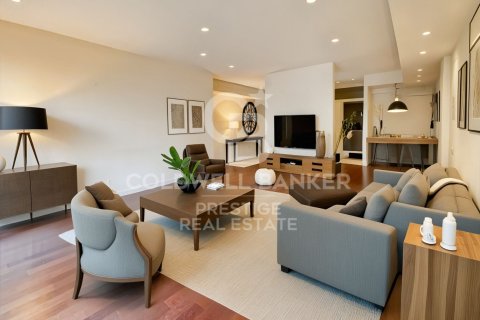 Купить квартиру в Барселона, Испания с 3 спальни, 97м², № 7846 - фото 27