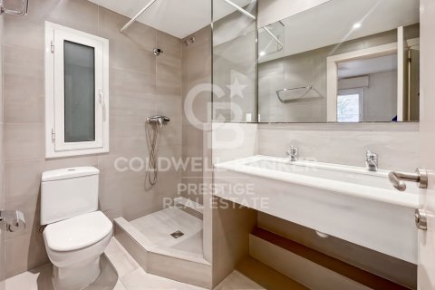 Купить квартиру в Барселона, Испания с 3 спальни, 97м², № 7846 - фото 11