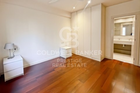 Купить квартиру в Барселона, Испания с 3 спальни, 97м², № 7846 - фото 18