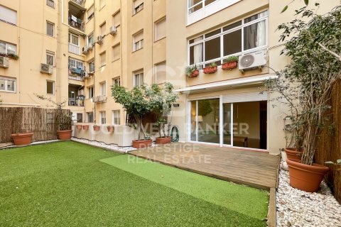 Купить квартиру в Барселона, Испания с 3 спальни, 97м², № 7846 - фото 3