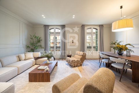 Купить квартиру в Барселона, Испания с 4 спальни, 203м², № 7850 - фото 24