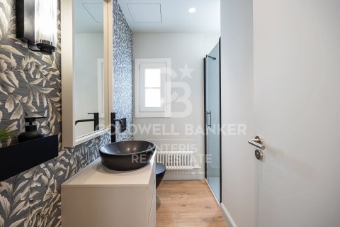 Купить квартиру в Барселона, Испания с 4 спальни, 203м², № 7850 - фото 16