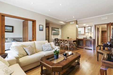 Apartamento de 3 dormitorios en venta en Barcelona, Cataluña, Spain № 7062 - foto 23