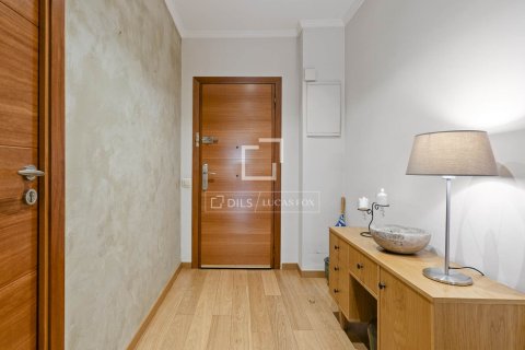 Apartamento de 3 dormitorios en venta en Barcelona, Cataluña, Spain № 7062 - foto 26