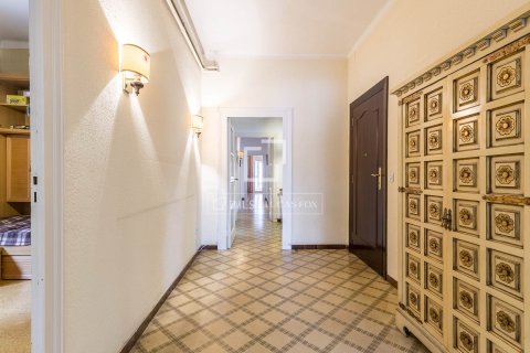 Apartamento de 6 dormitorios en venta en Barcelona, Cataluña, Spain № 7063 - foto 23