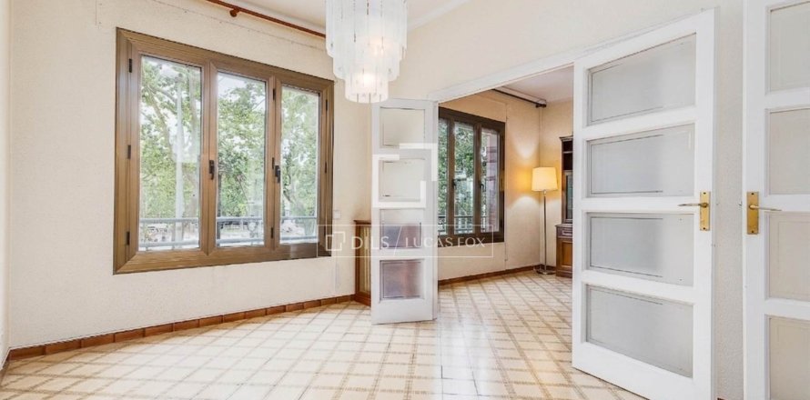 Apartamento de 6 dormitorios en venta en Barcelona, Cataluña, Spain № 7063