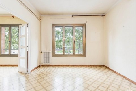 Apartamento de 6 dormitorios en venta en Barcelona, Cataluña, Spain № 7063 - foto 28
