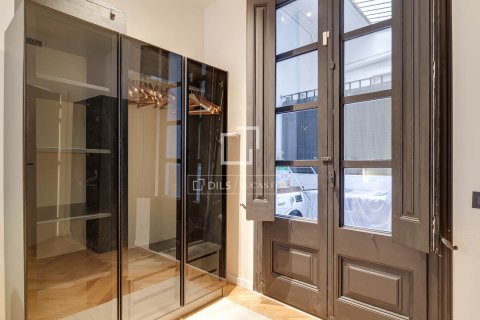 2 chambres apartment à vendre à Barcelona, Catalonia, Spain № 7065 - photo 8