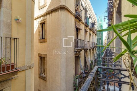 Купить квартиру в Барселона, Испания с 2 спальни, 100м², № 7065 - фото 28