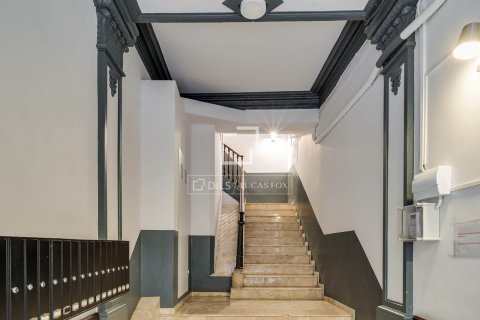 2 chambres apartment à vendre à Barcelona, Catalonia, Spain № 7065 - photo 4