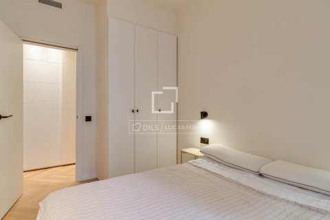2 chambres apartment à vendre à Barcelona, Catalonia, Spain № 7065 - photo 12