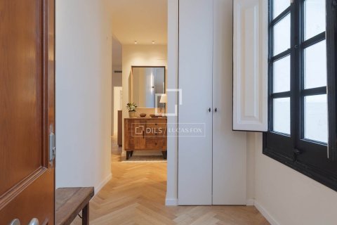2 chambres apartment à vendre à Barcelona, Catalonia, Spain № 7065 - photo 6
