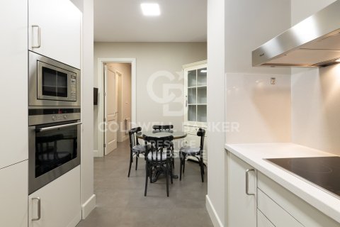 3 bedrooms apartment for sale in Barcelona, Catalonia, Spain № 6071 - photo 10