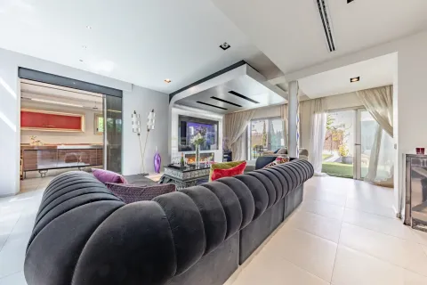 Сasa de 3 dormitorios en venta en Sitges, Barcelona, Cataluña, Spain № 6842 - foto 30