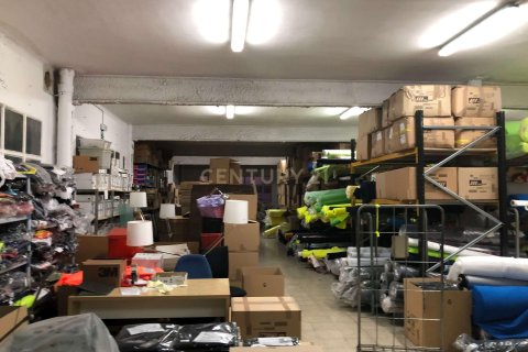 Propiedad comercial de 9 dormitorios en venta en Barcelona, Cataluña, Spain № 6841 - foto 14