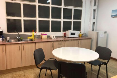 Propiedad comercial de 9 dormitorios en venta en Barcelona, Cataluña, Spain № 6841 - foto 4