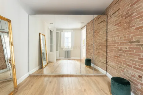 Apartamento de 1 dormitorio en venta en Barcelona, Cataluña, Spain № 6843 - foto 16