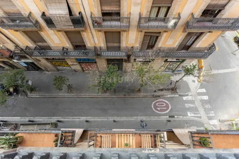 Apartamento de 1 dormitorio en venta en Barcelona, Cataluña, Spain № 6843 - foto 4