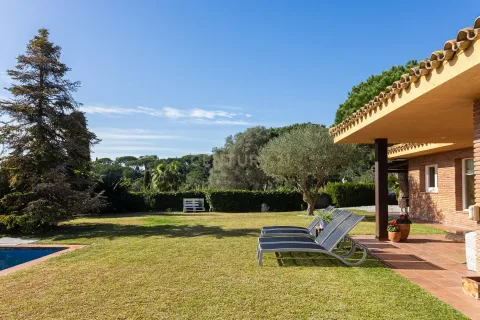 Сasa de 4 dormitorios en venta en Sant Vicenc De Montalt, Barcelona, Cataluña, Spain № 6844 - foto 14